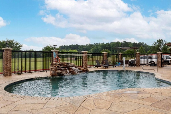 Comfort Suites Marshall Main image